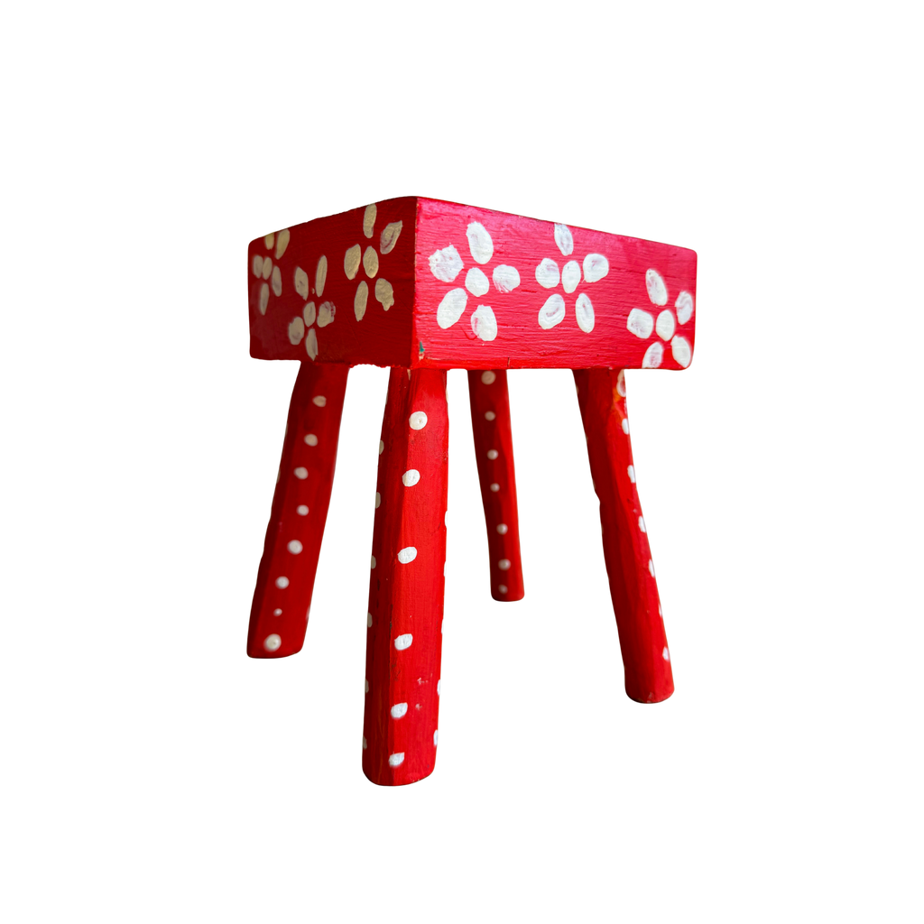 [PEQUENO BANCO QUADRADO VERMELHO] - CICINHO